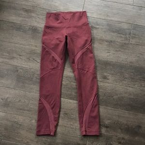 #18 Lululemon leggings 🍋